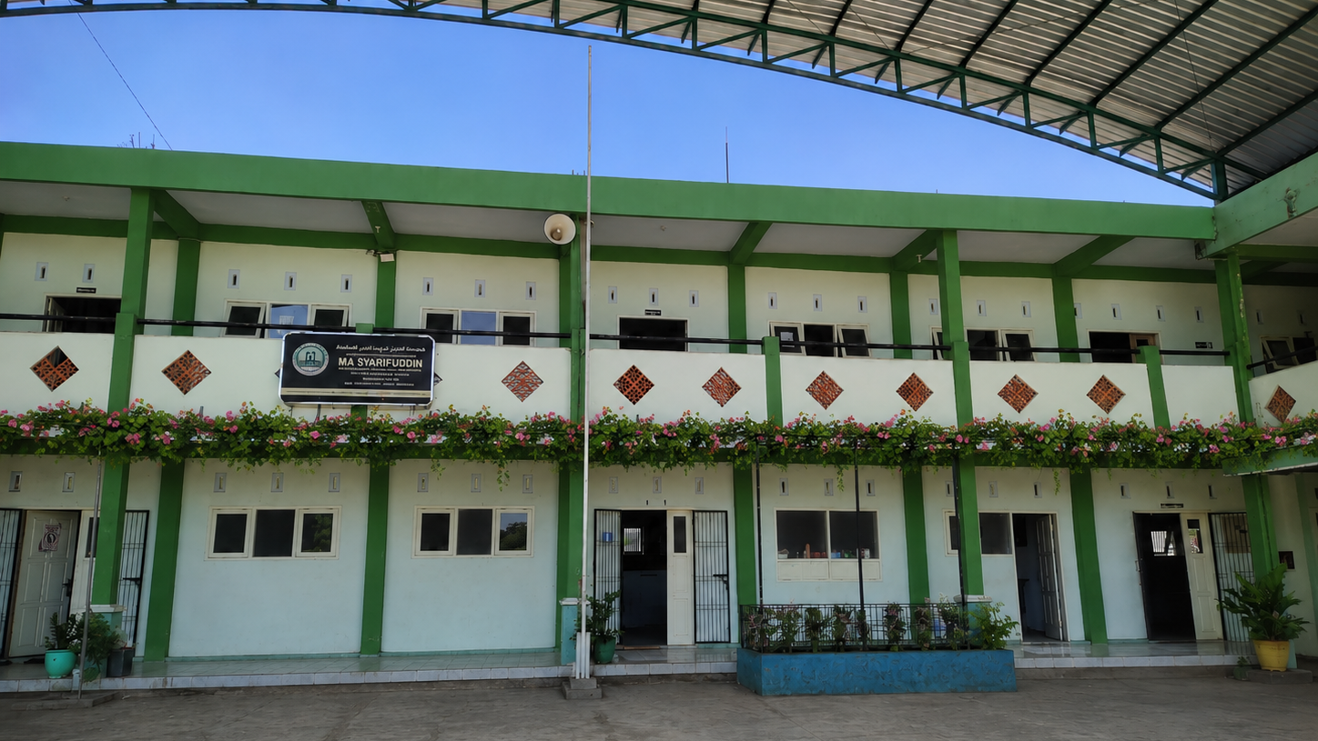 Profil MA Syarifuddin sebagai madrasah berbasis pesantren di Lumajang.